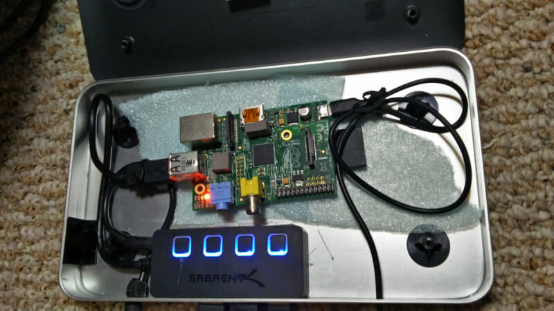 Raspberry pi and Sabrent USB hub in a Cisco firewall case